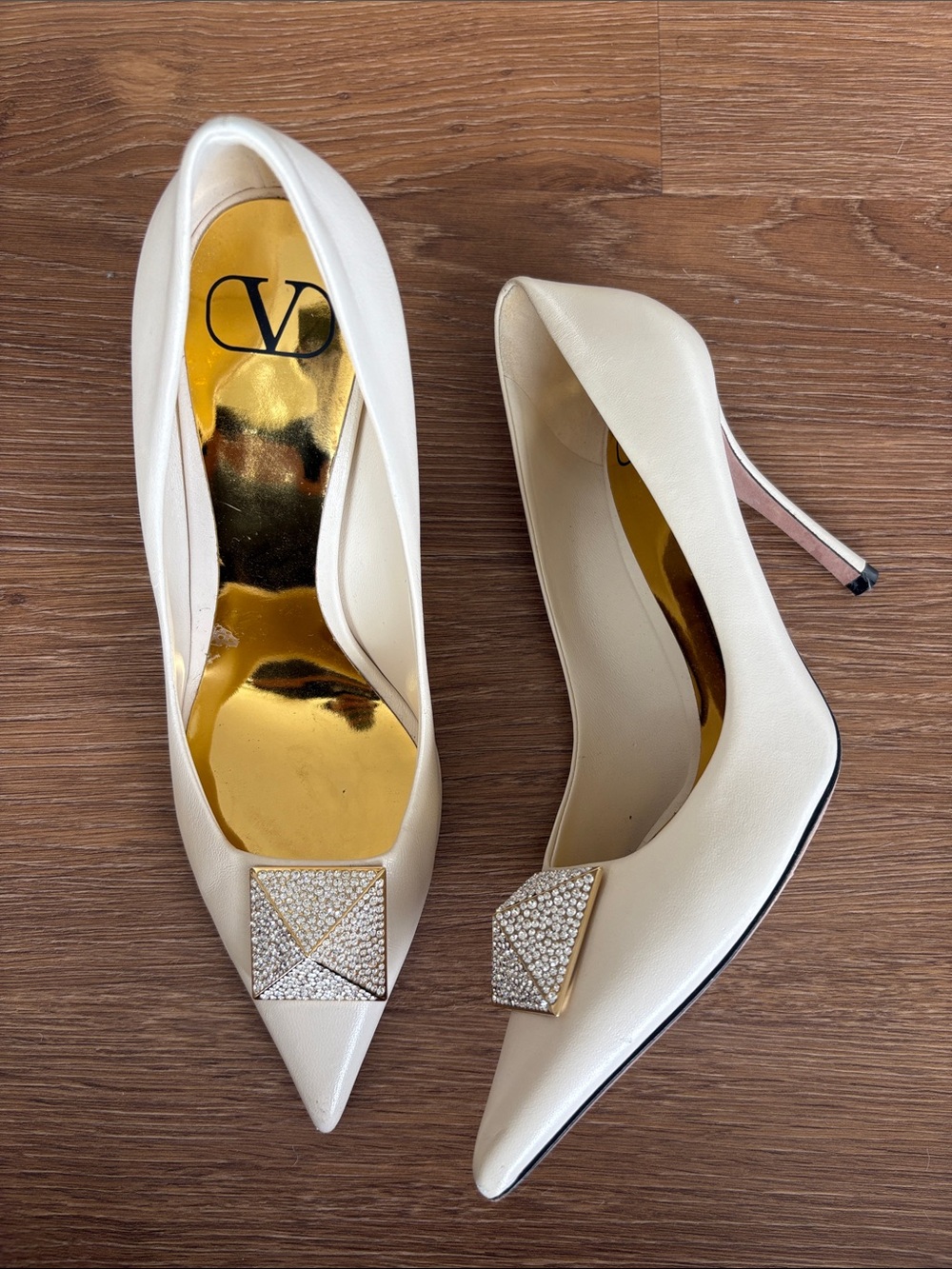 Valentino Garavani Cream Pointed Toe Pumps with Crystal Pyramid Accent